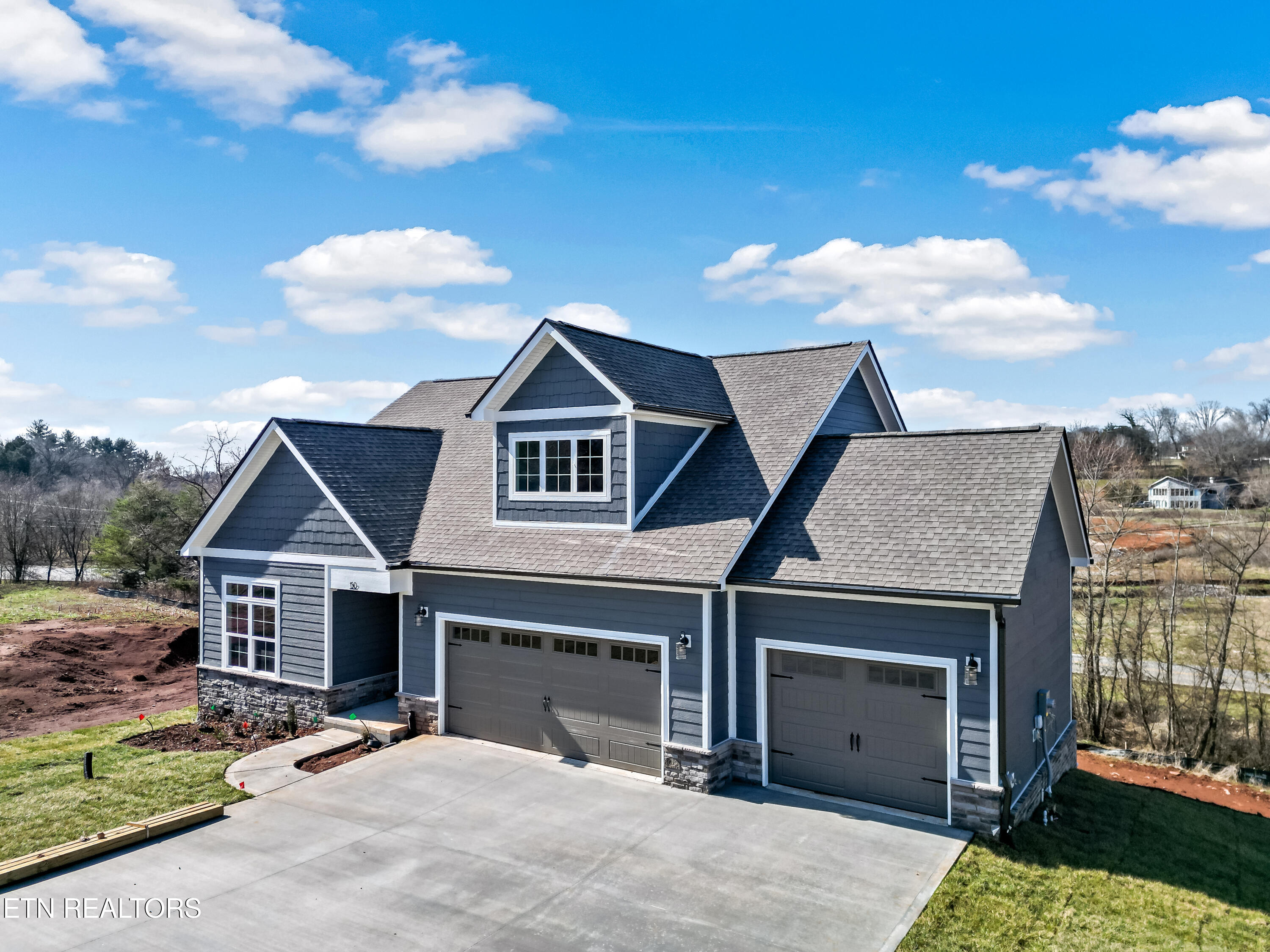 150 Cherry Blossom Court