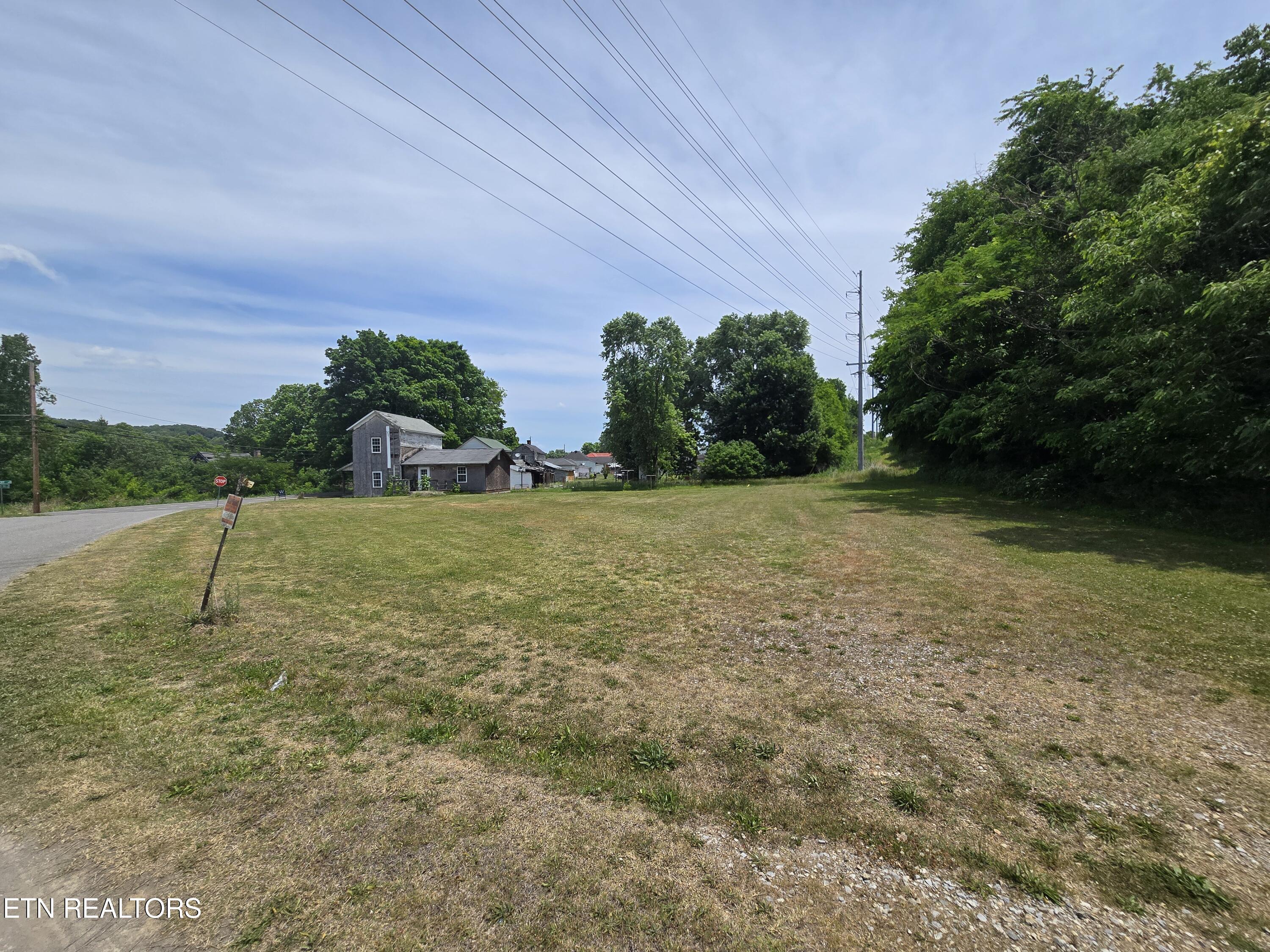 9354 Mascot Rd