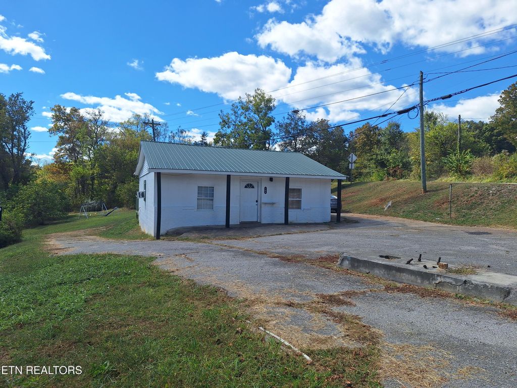 Photo of 100 Reliance Rd, Tellico Plains, TN 37385 (MLS # 1318517)