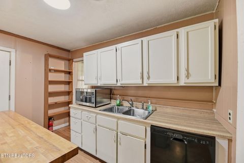 Tiny photo for 3623 Sugar Grove Valley Rd, Harriman, TN 37748 (MLS # 1320867)