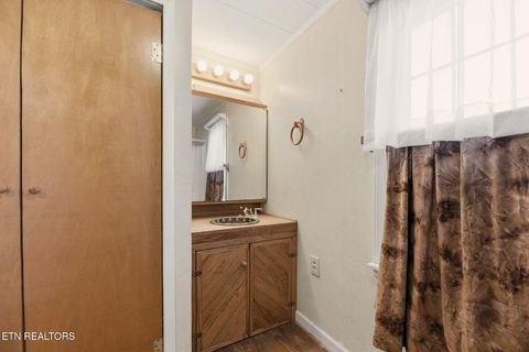 Tiny photo for 3623 Sugar Grove Valley Rd, Harriman, TN 37748 (MLS # 1320867)