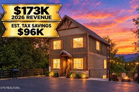 Photo of 3044 Ridge Top Resort Way, Pigeon Forge, TN 37863 (MLS # 1360471)