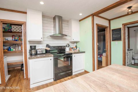 Tiny photo for 2744 Maplecrest Lane, Sevierville, TN 37876 (MLS # 1326030)