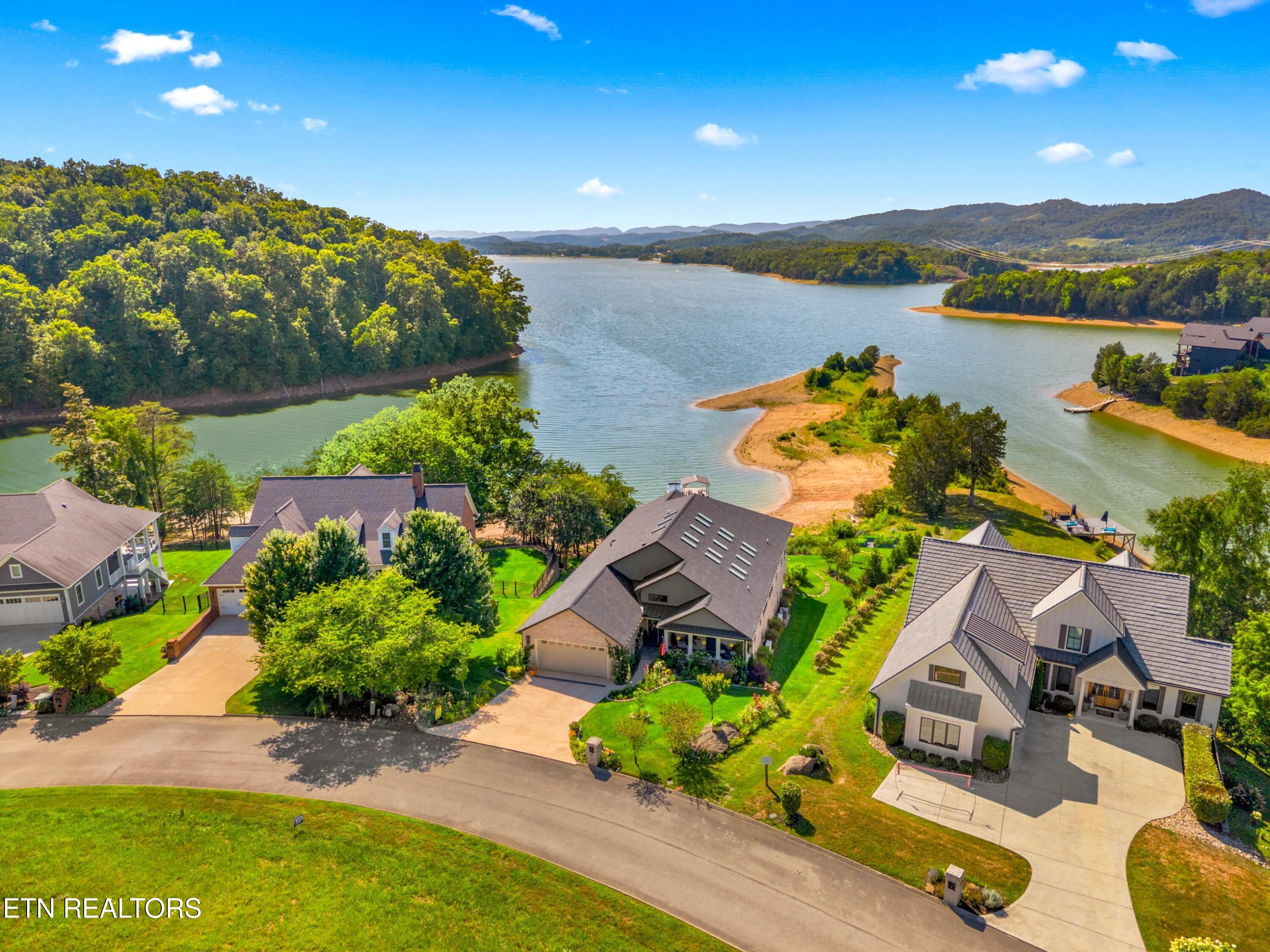 6325 Coves Edge Tr