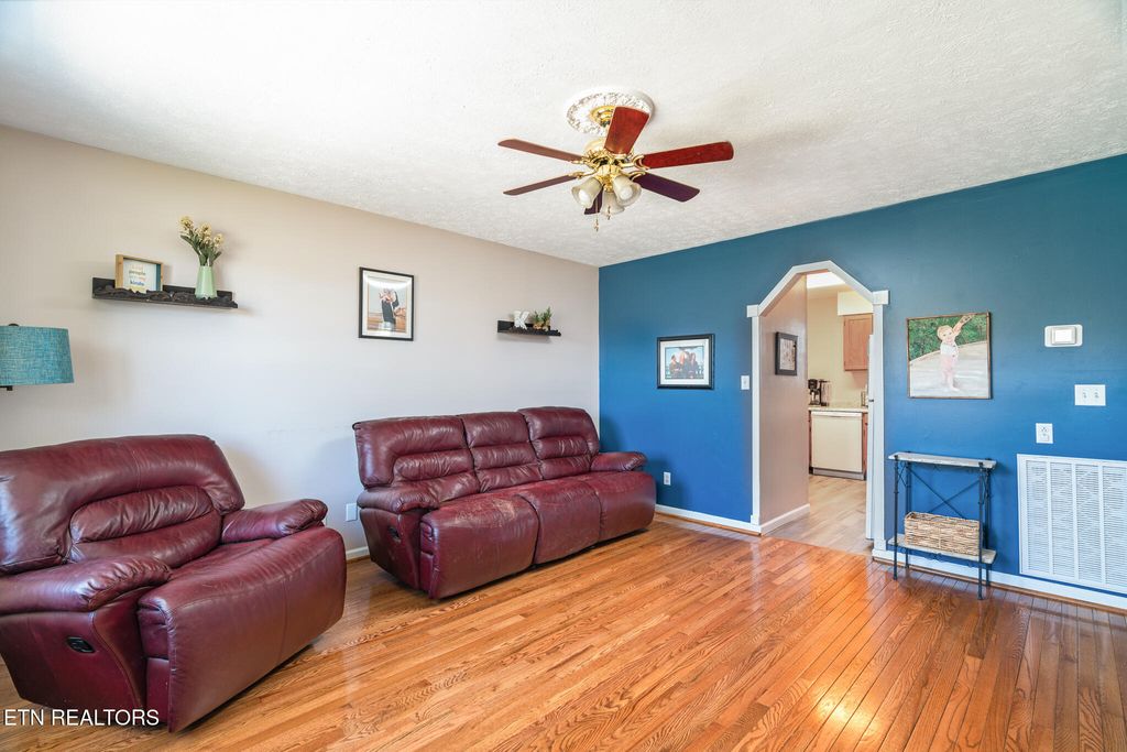 Photo of 720 Winston Drive, Seymour, TN 37865 (MLS # 1334475)