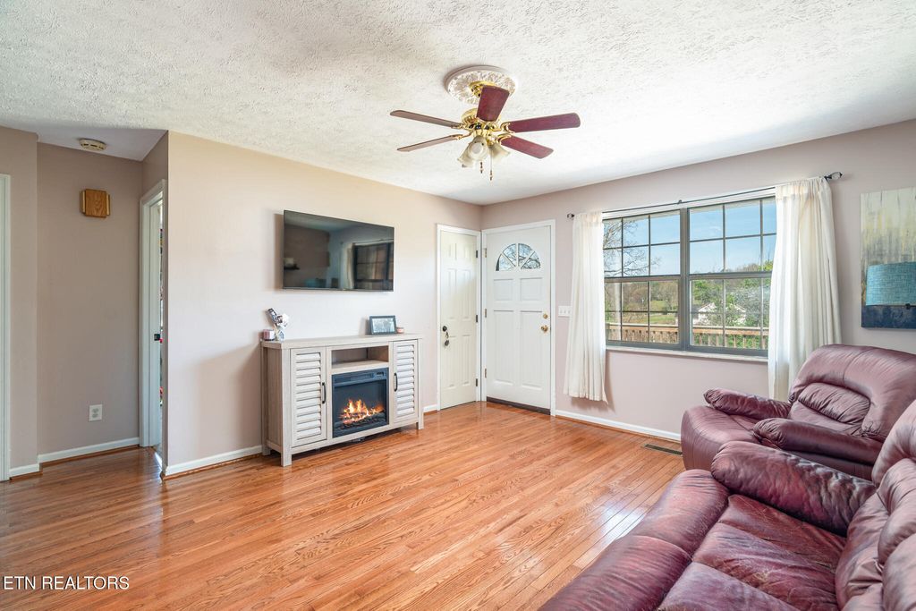 Photo of 720 Winston Drive, Seymour, TN 37865 (MLS # 1334475)