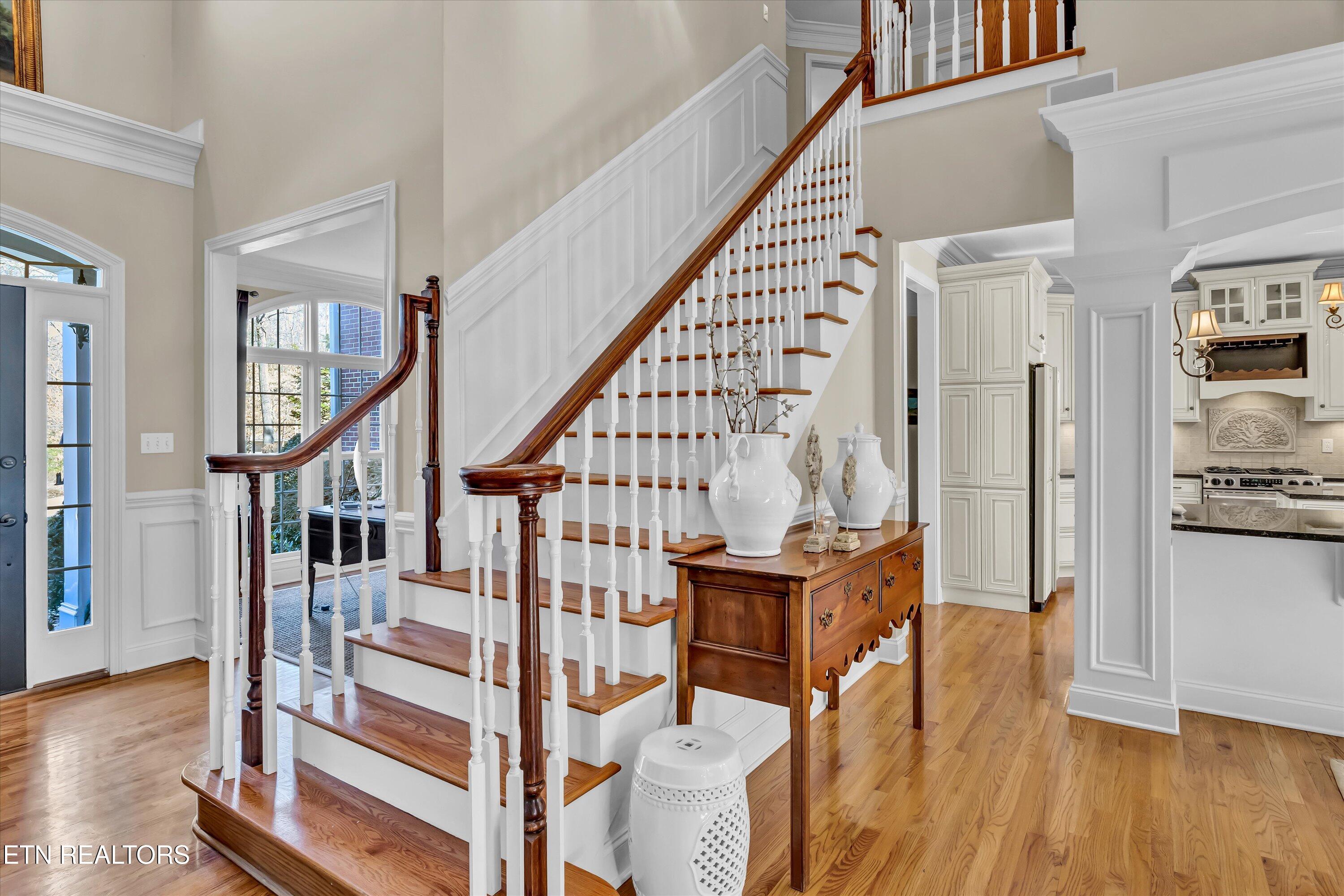 10 Hawthorn Place
