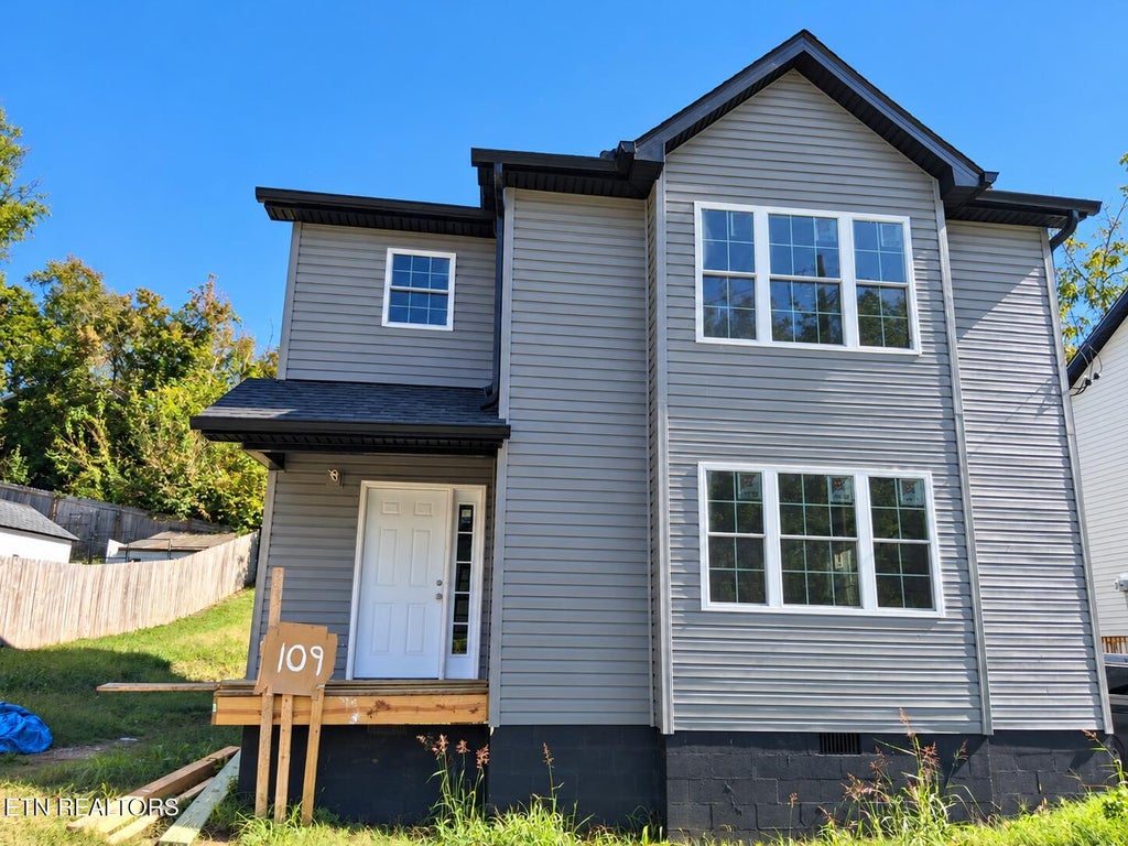 Photo of 109 Pelham Rd, Knoxville, TN 37914 (MLS # 1358766)