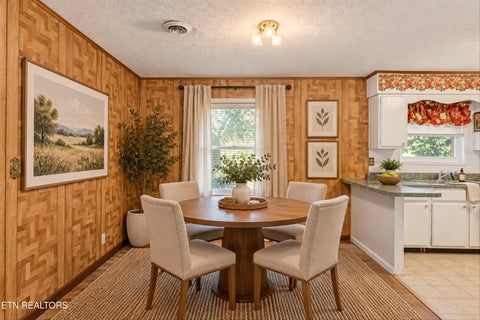 Tiny photo for 1324 Iroquois St, Knoxville, TN 37915 (MLS # 1359611)