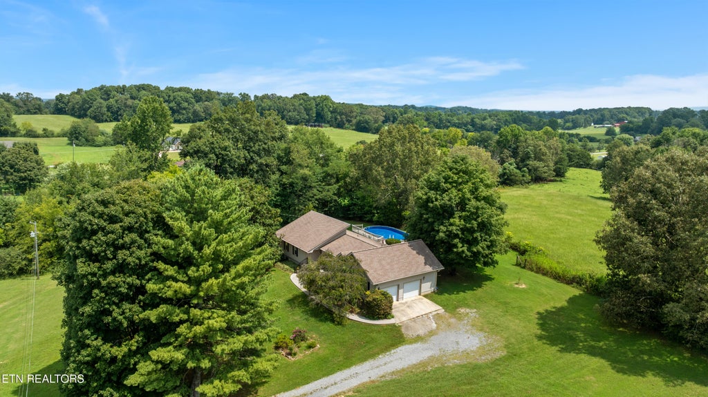 Photo of 151 N Fork Loop, Madisonville, TN 37354 (MLS # 1351178)