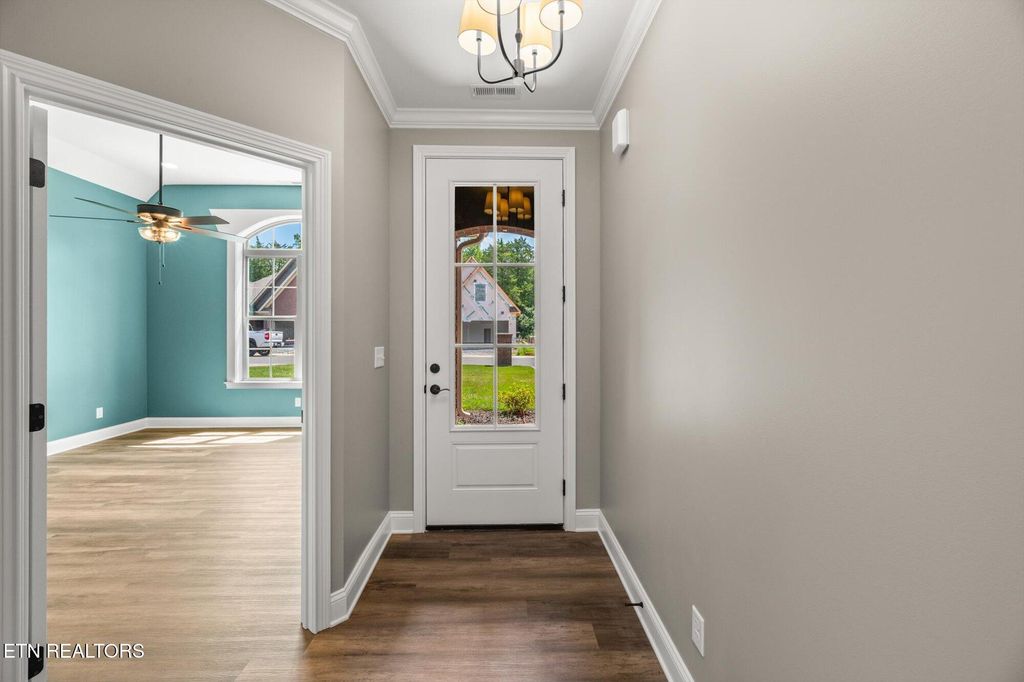 Photo of 225 Lake View Dr, Englewood, TN 37329 (MLS # 1307210)