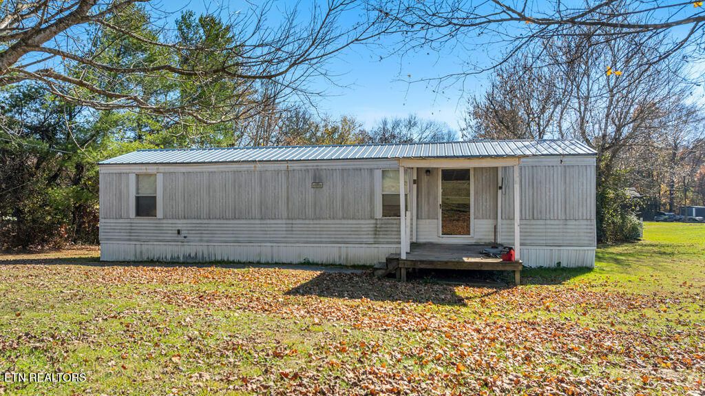 Photo of 2453 Ellejoy Rd, Walland, TN 37886 (MLS # 1321411)