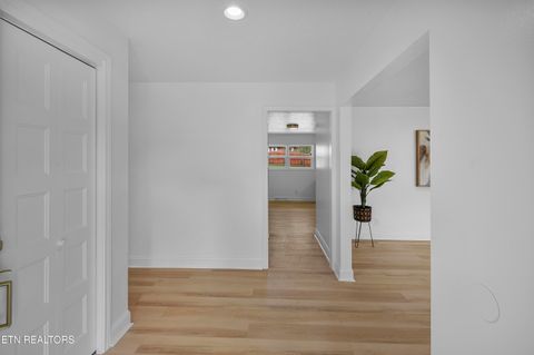 Tiny photo for 212 Hiway Drive, Clinton, TN 37716 (MLS # 1318732)