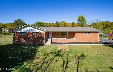 Photo of 212 Hiway Drive, Clinton, TN 37716 (MLS # 1318732)