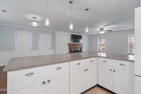 Tiny photo for 225 W Hills Rd, Knoxville, TN 37909 (MLS # 1297274)