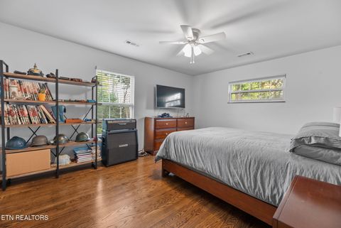 Tiny photo for 225 W Hills Rd, Knoxville, TN 37909 (MLS # 1297274)