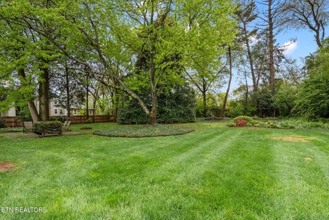 Tiny photo for 225 W Hills Rd, Knoxville, TN 37909 (MLS # 1297274)