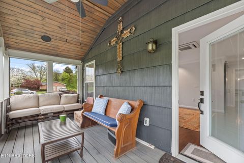 Tiny photo for 225 W Hills Rd, Knoxville, TN 37909 (MLS # 1297274)