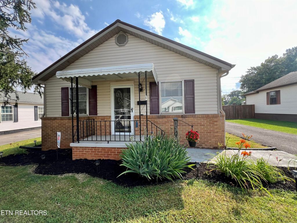 Photo of 1544 Boyle St, Alcoa, TN 37701 (MLS # 1256671)