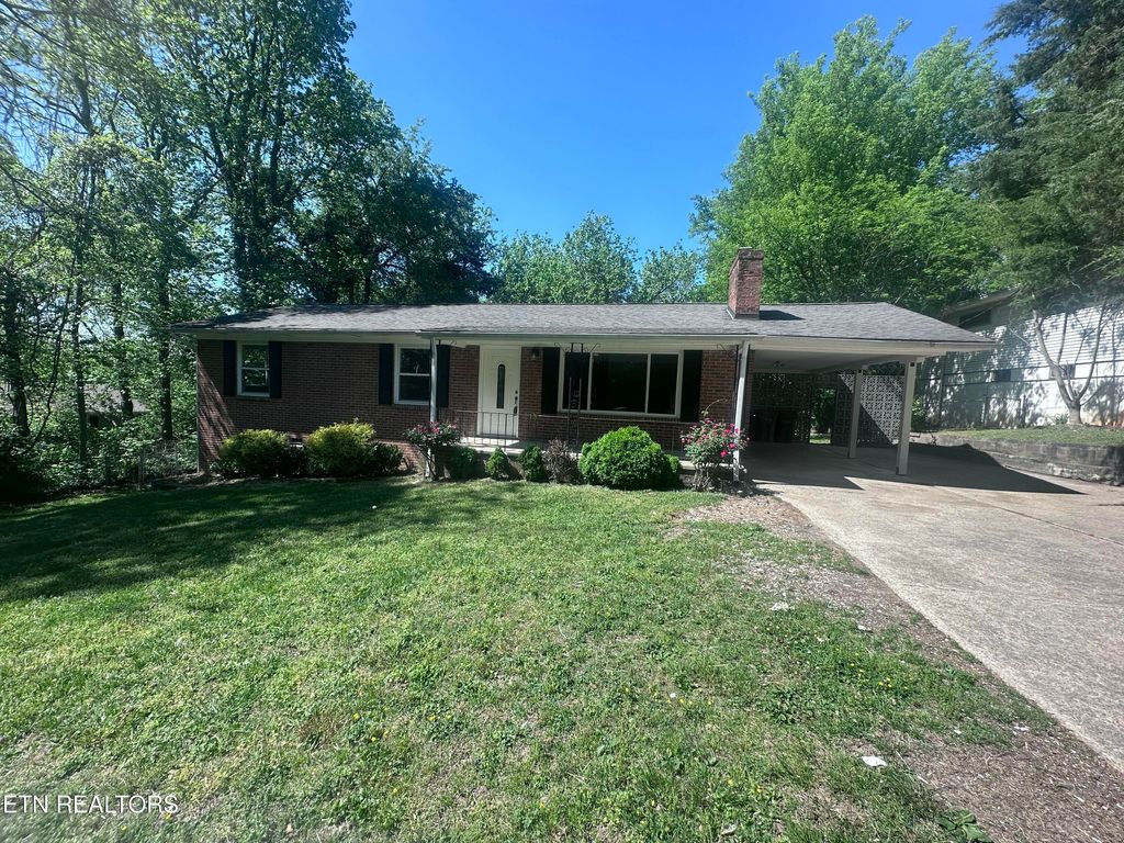 Photo of 2516 Wayland Ave, Knoxville, TN 37914 (MLS # 1337352)