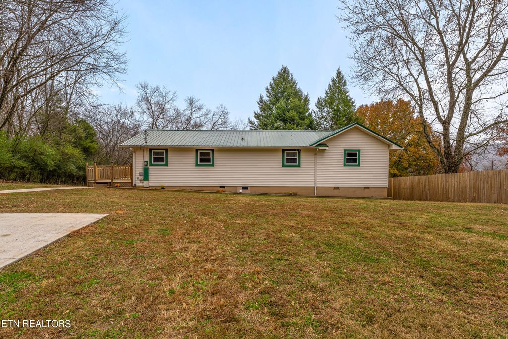 Photo of 116 Thomas Lane, Kingston, TN 37763 (MLS # 1323289)