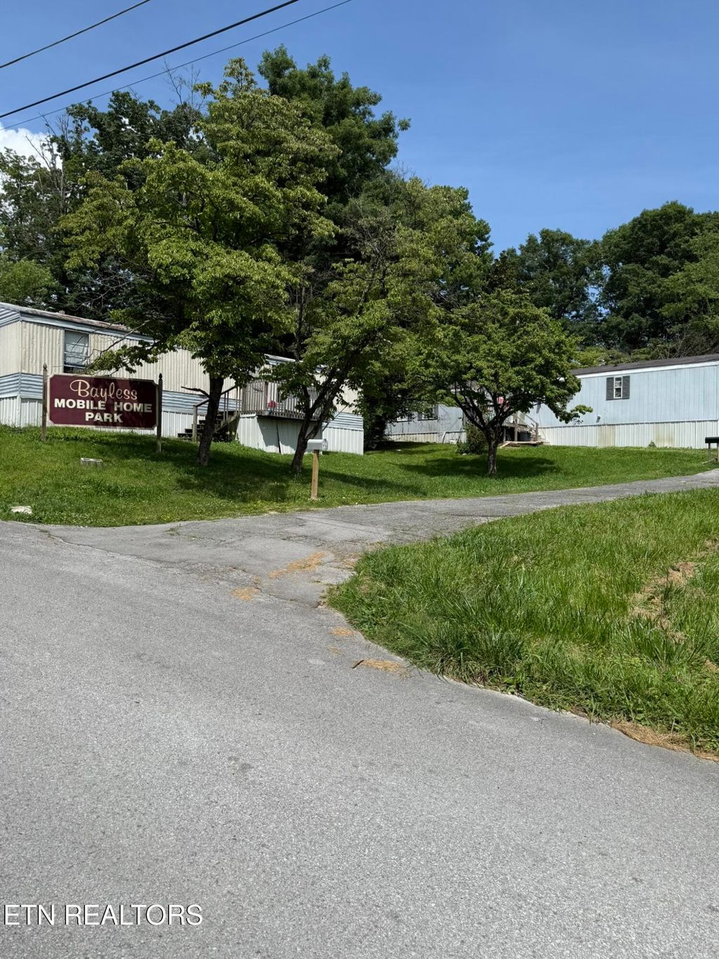 Photo of 916941 Bayless St, Rockwood, TN 37854 (MLS # 1309675)