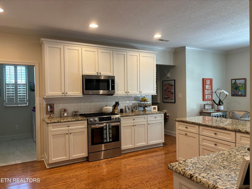 Photo of 8117 Crimson Tree Lane, Knoxville, TN 37919 (MLS # 1339643)