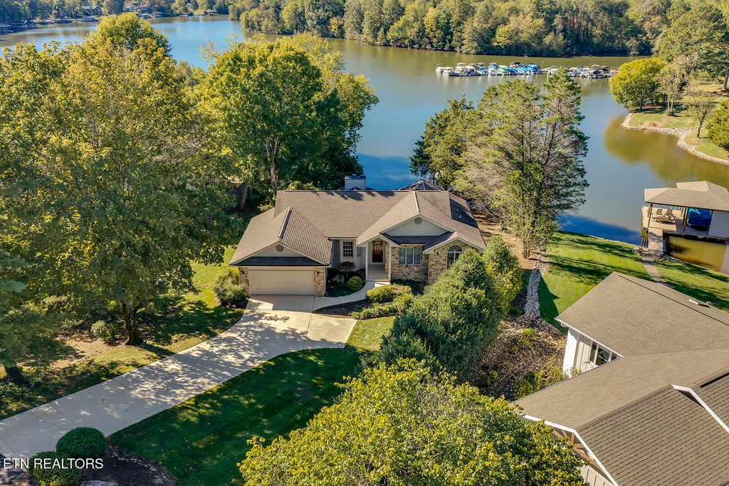 Photo of 223 Chatuga Way, Loudon, TN 37774 (MLS # 1360013)