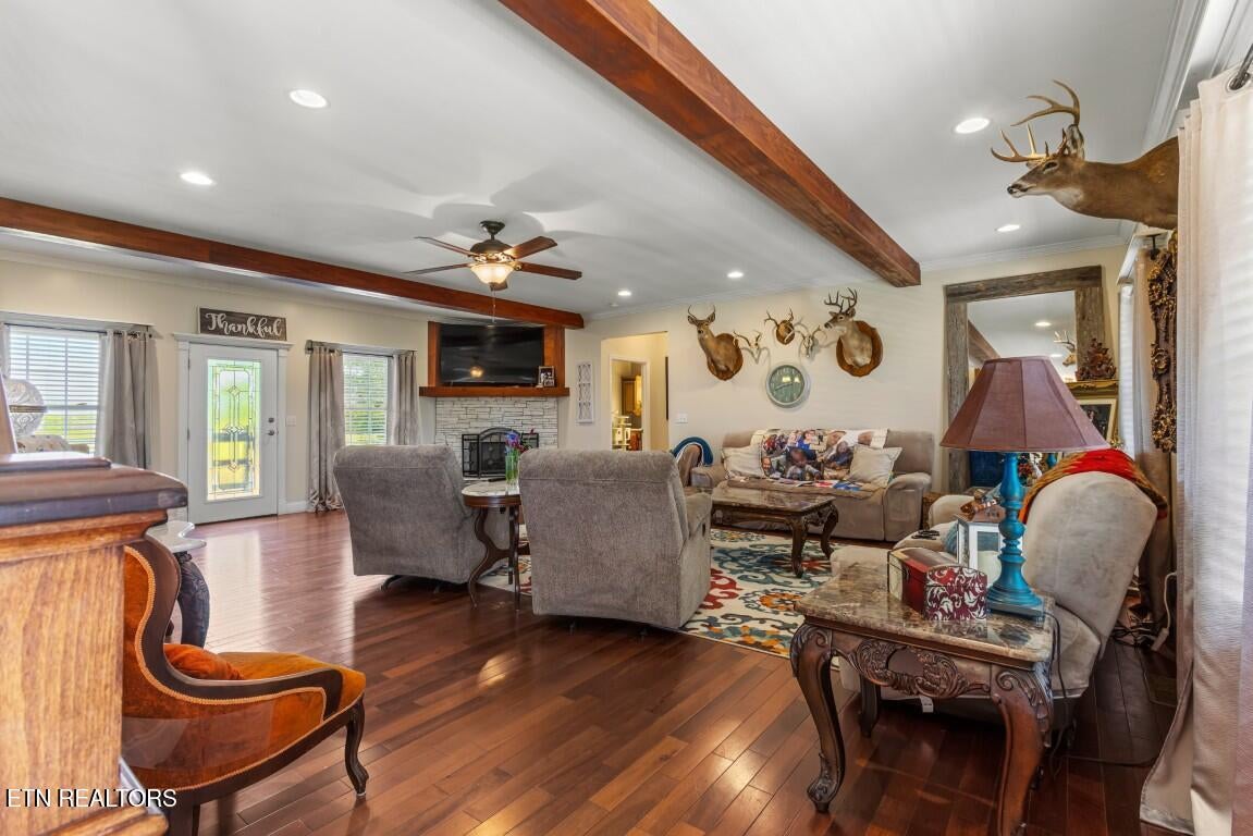 124 County Road 619