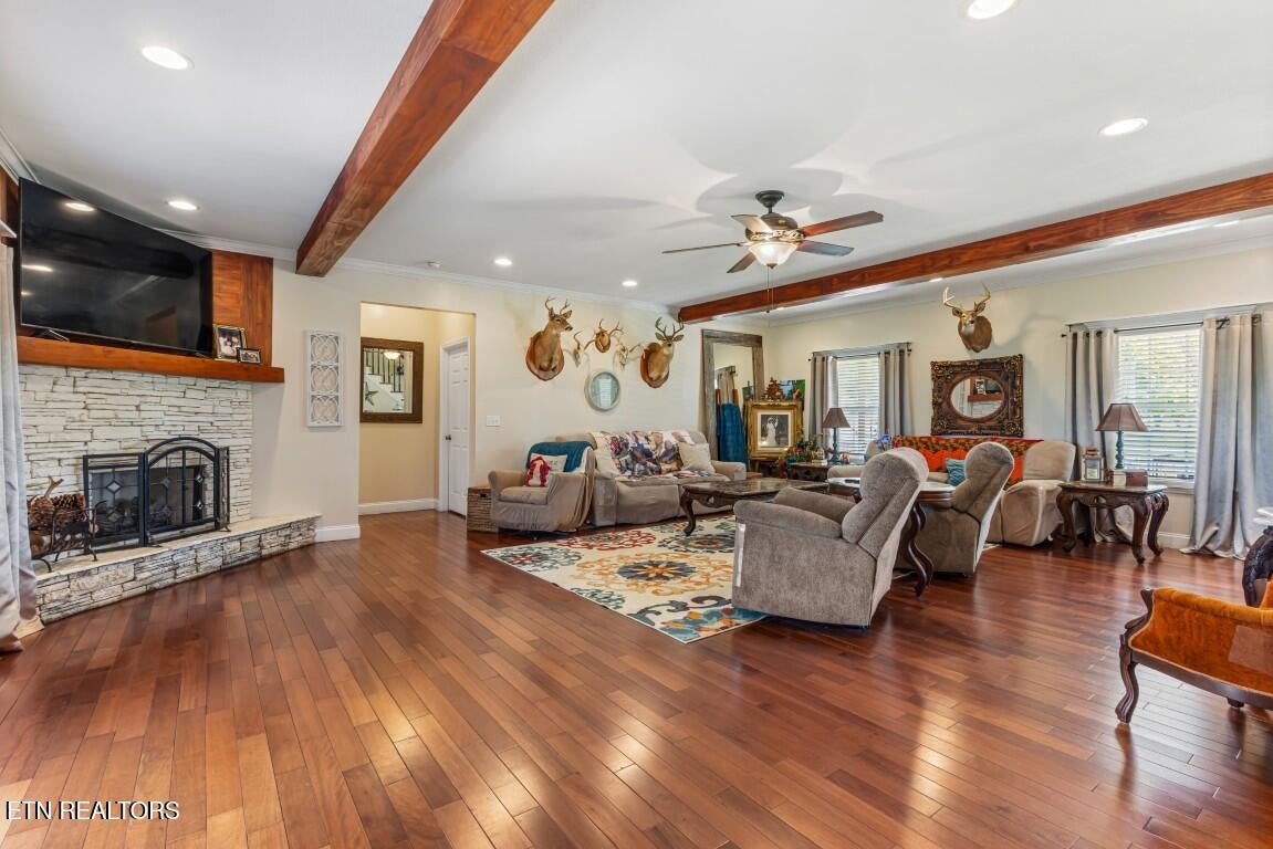 124 County Road 619