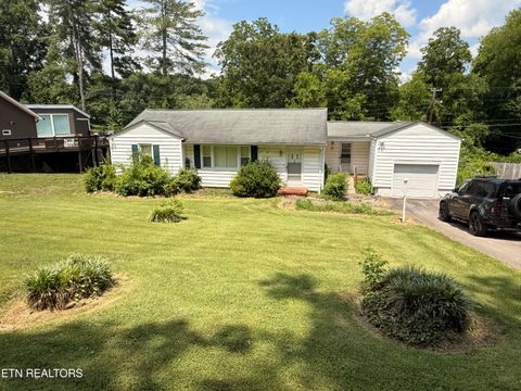 Photo of 6012 Kaywood Rd, Knoxville, TN 37920 (MLS # 1347155)