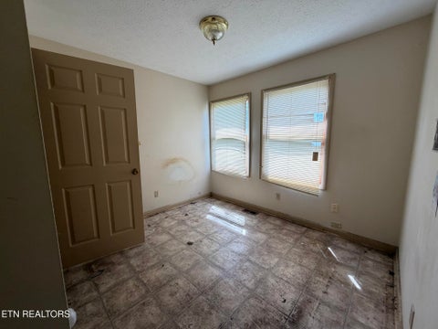 Tiny photo for 146 Lancaster Rd, Oak Ridge, TN 37830 (MLS # 1355827)