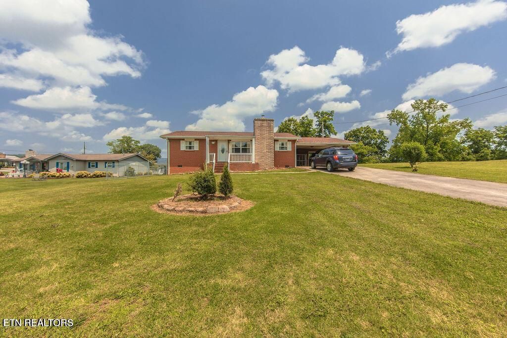 Photo of 107 Hillcrest Drive, Harriman, TN 37748 (MLS # 1334568)