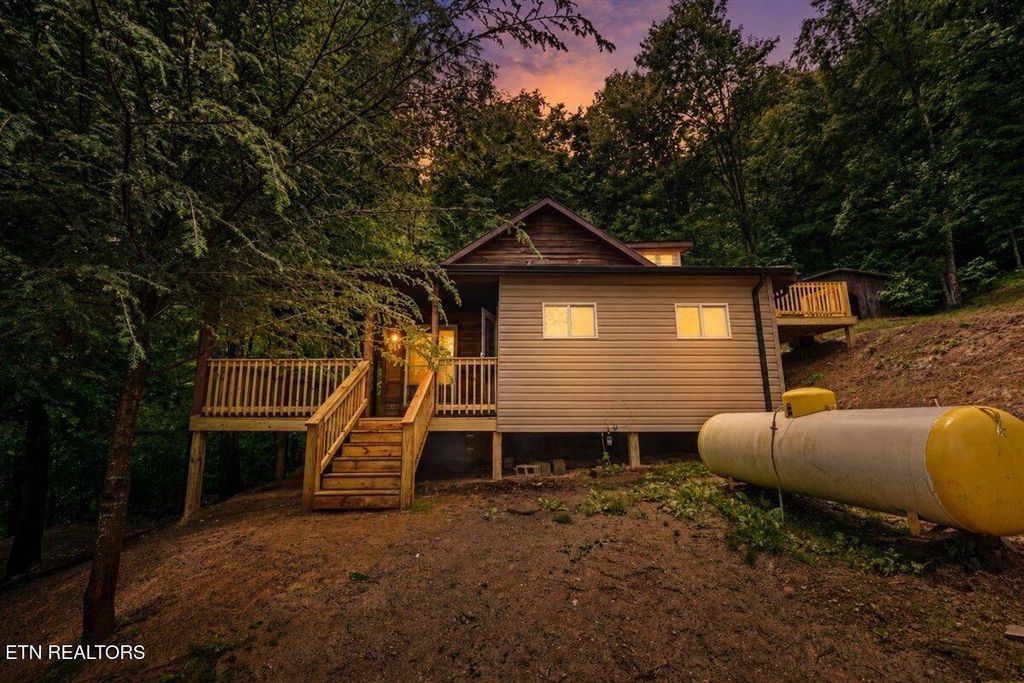Photo of 578 Fox Branch Rd, Clairfield, TN 37715 (MLS # 1342641)