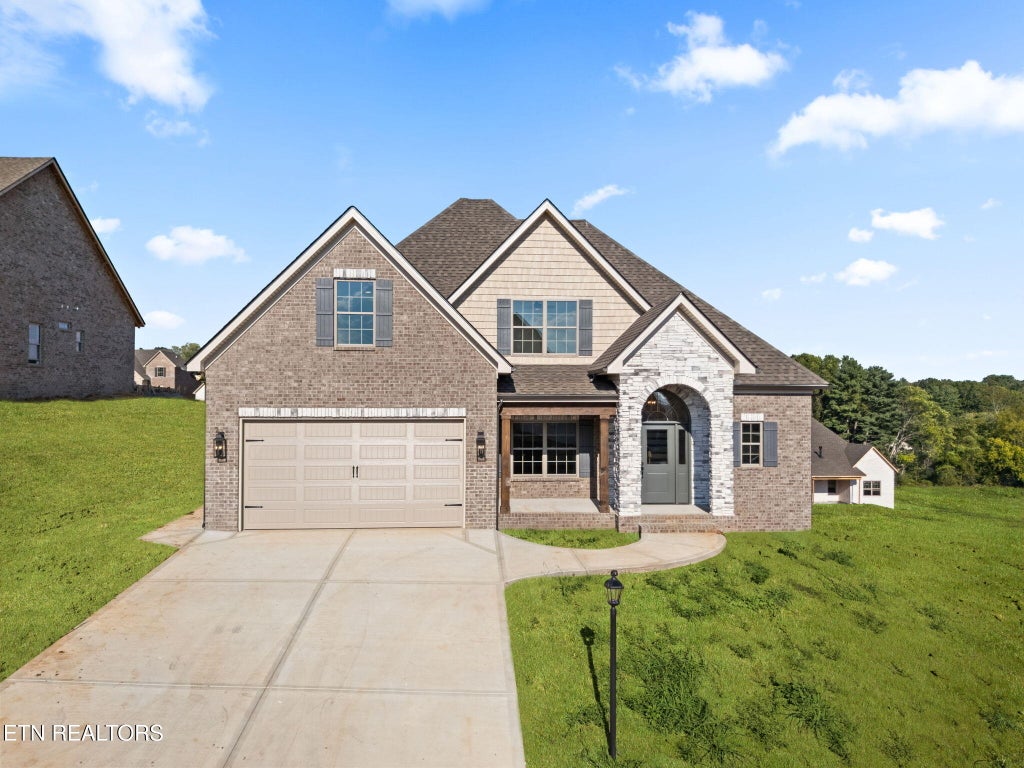 Photo of 332 Rugby Manor Ln Ln, Knoxville, TN 37923 (MLS # 1321792)