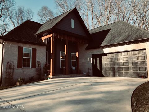 Photo of 446 Tanzanite Tr, New Tazewell, TN 37825 (MLS # 1325665)