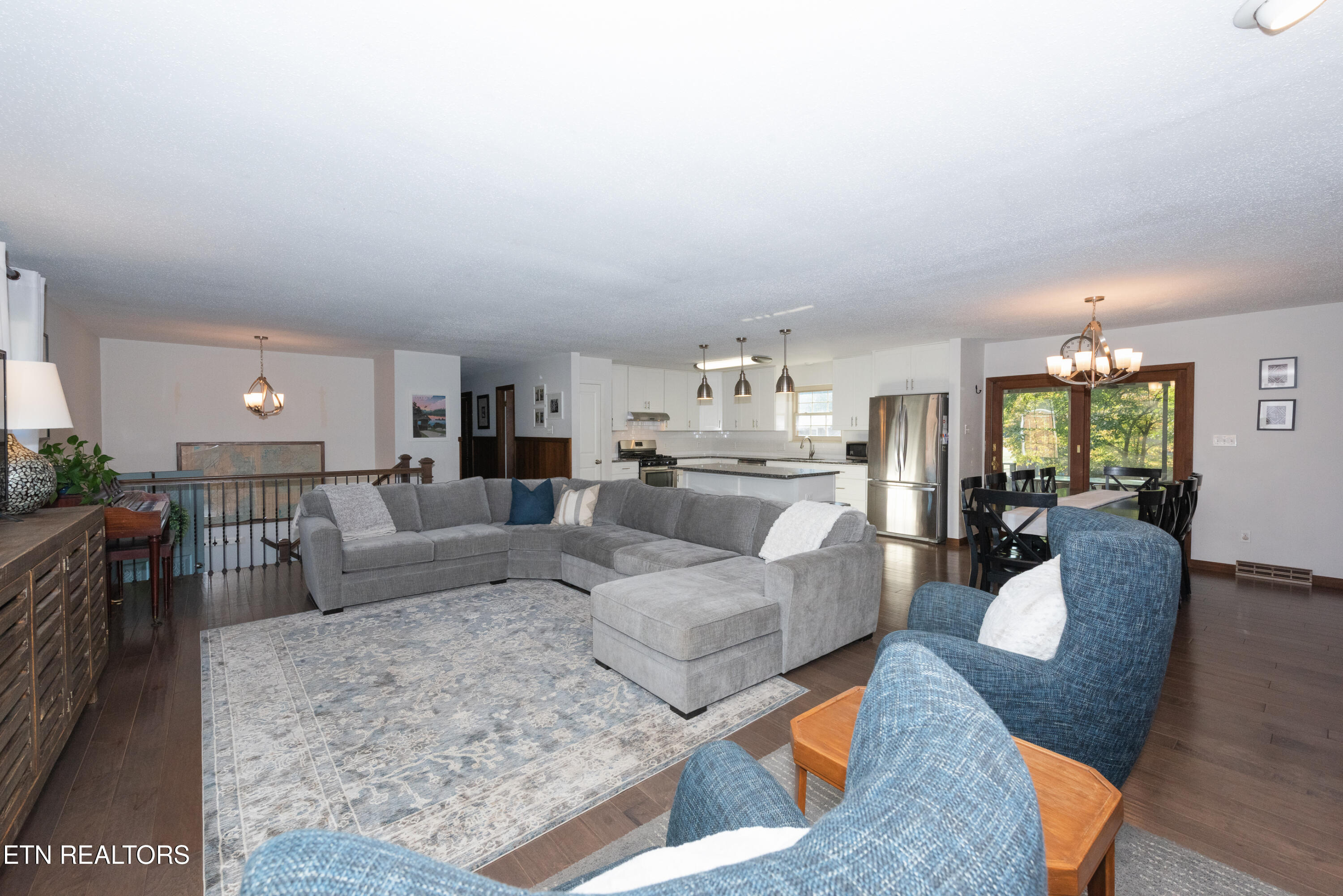 402 Montvale Station Rd