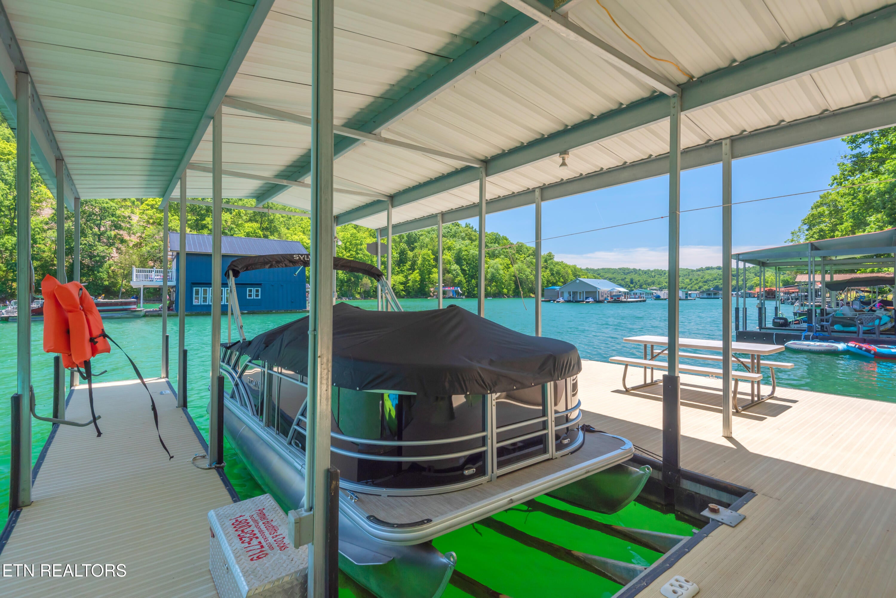 147 Flat Lake Circle