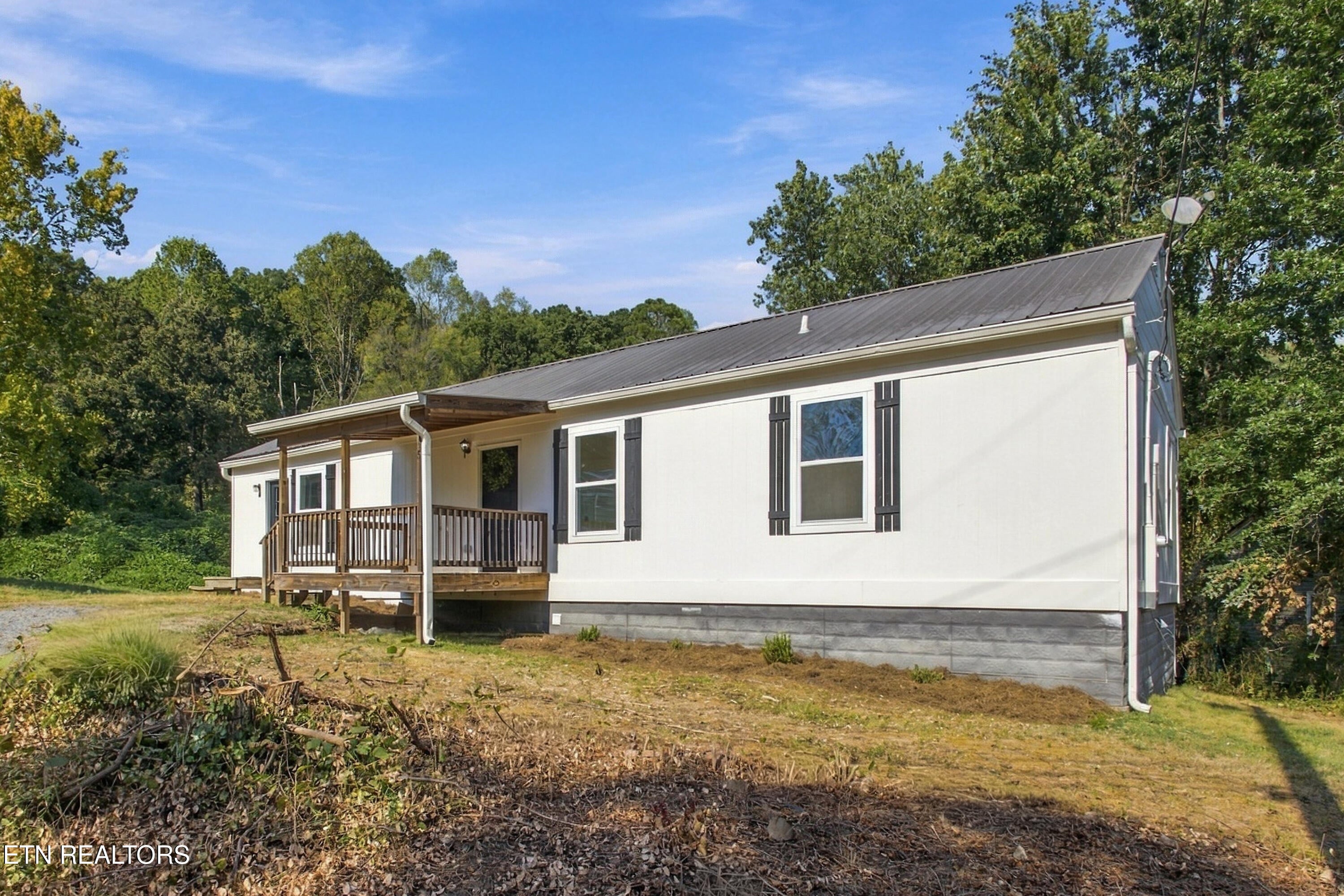 127 Jarrett Lane