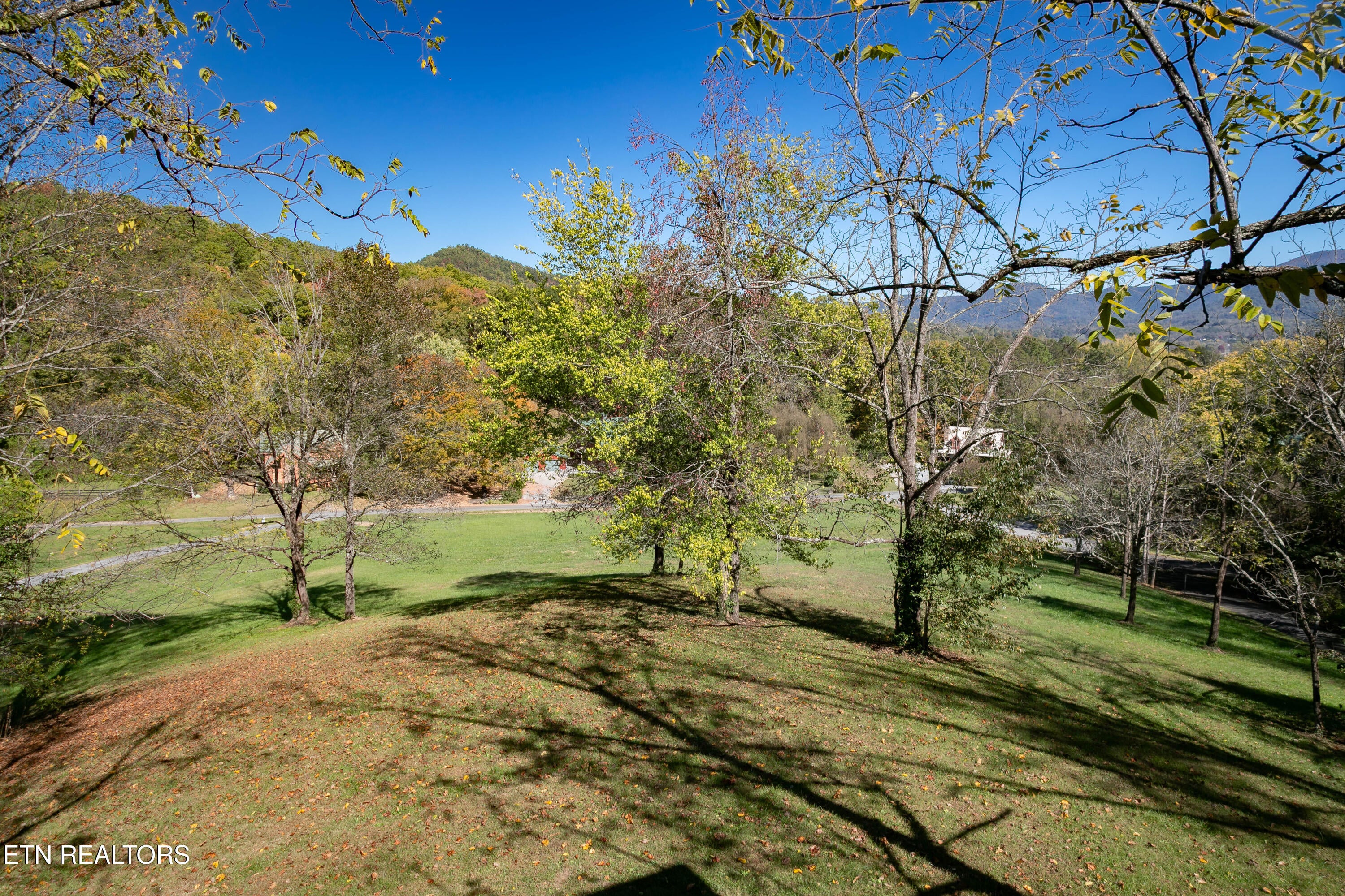 4106/3050 Burning Tree Ln/Headrick Dr