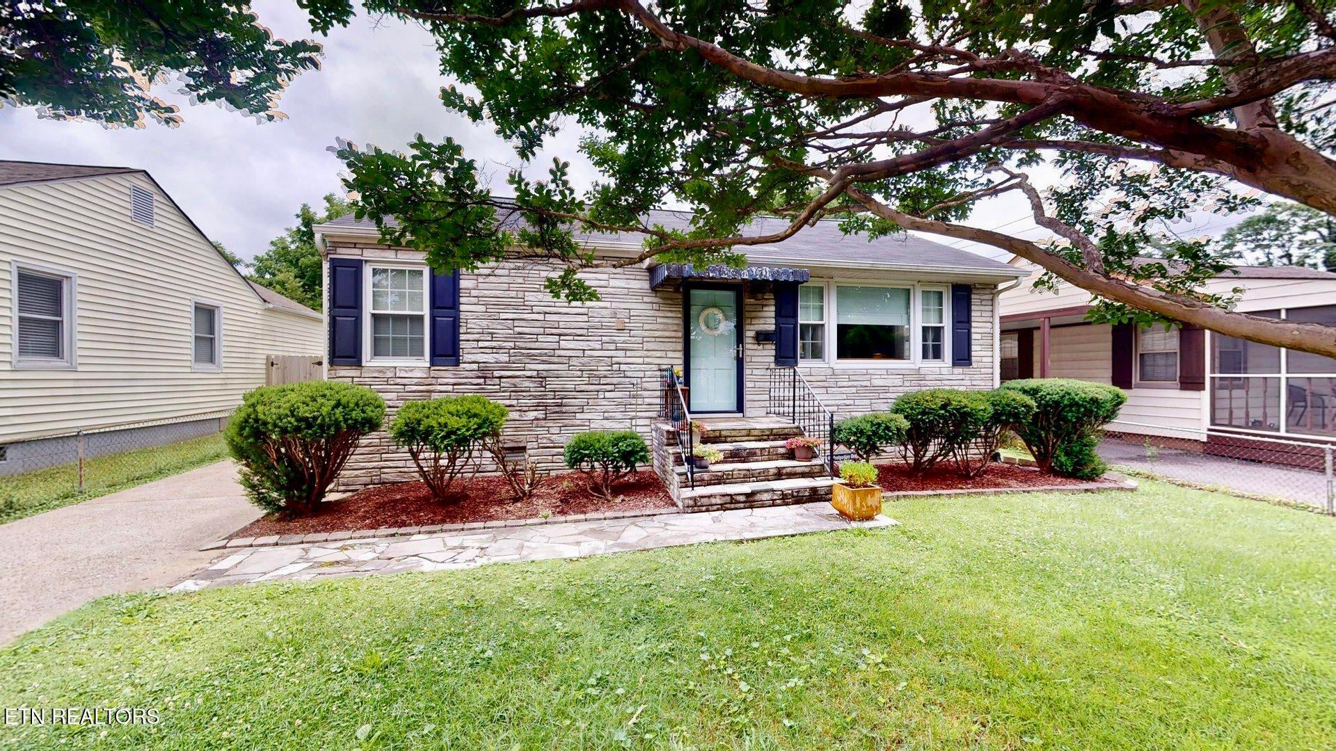 1936 Seymour Ave