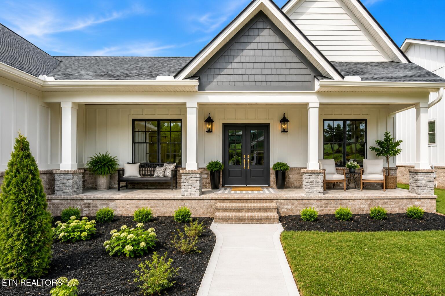 121 Cozy Manor Way