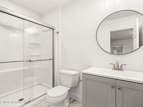 Tiny photo for 204 E Caldwell Ave, Knoxville, TN 37917 (MLS # 1330689)