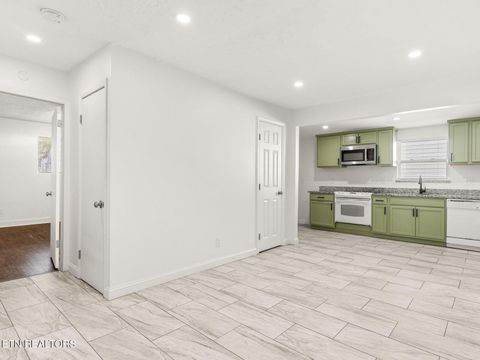 Tiny photo for 204 E Caldwell Ave, Knoxville, TN 37917 (MLS # 1330689)