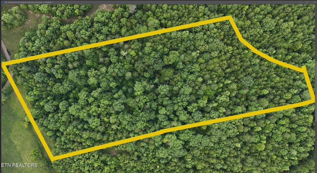 Photo of 225 Three Point Rd, Vonore, TN 37885 (MLS # 1271701)