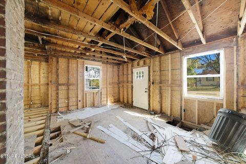 Tiny photo for 2009 Seminole Ave, Knoxville, TN 37915 (MLS # 1319139)