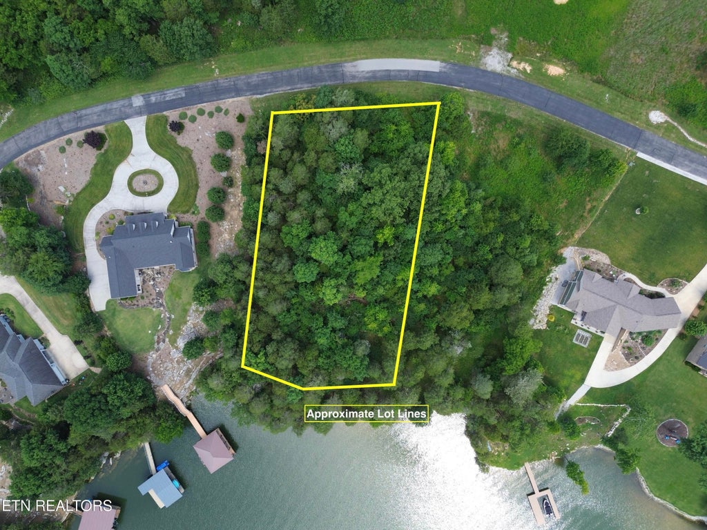 Photo of 0 E Shore Dr, Rockwood, TN 37854 (MLS # 1344638)