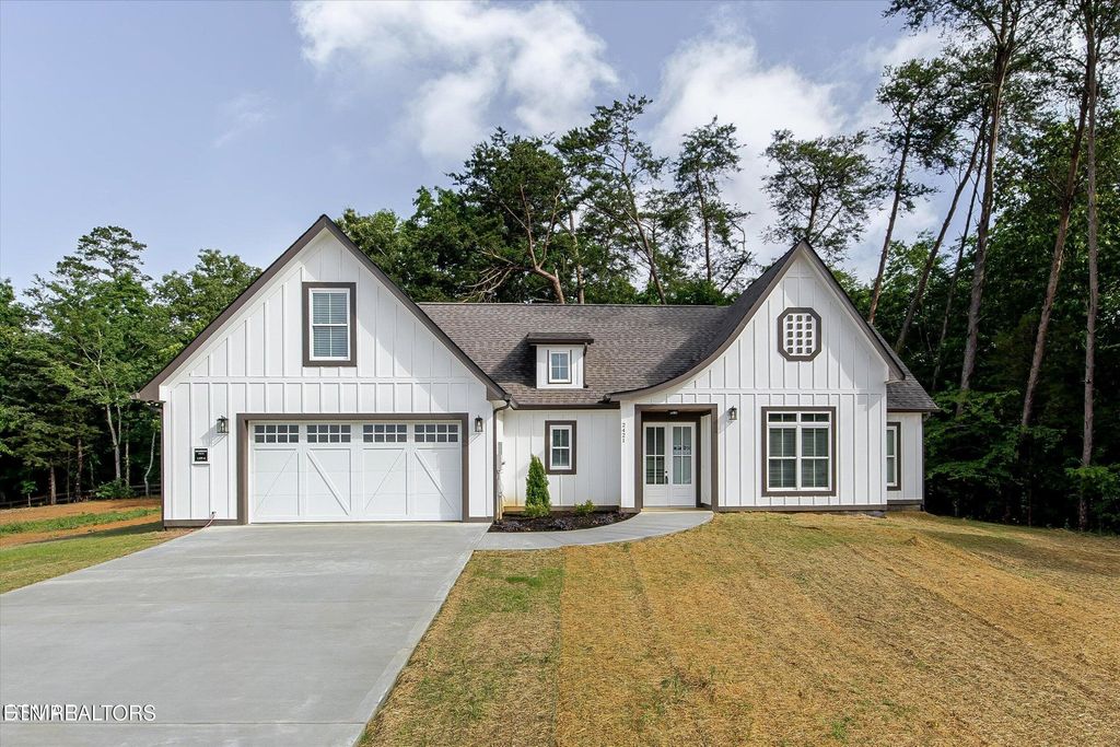 Photo of 2410 IRON FORGE WAY, Sevierville, TN 37876 (MLS # 1325138)