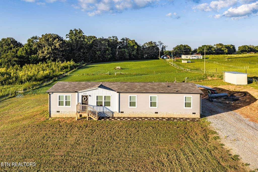 Photo of 583 Randolph Fridley Rd, Sweetwater, TN 37874 (MLS # 1353227)