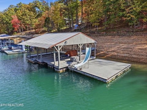 Tiny photo for 811 Big Creek Rd, LaFollette, TN 37766 (MLS # 1360189)